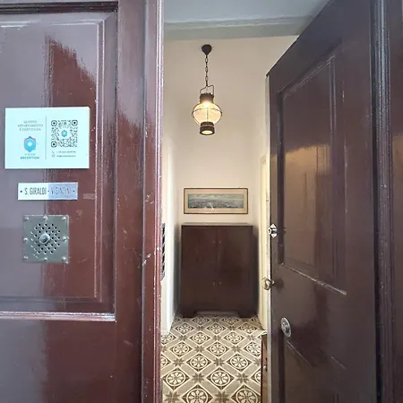 Apartament Sottosopra *